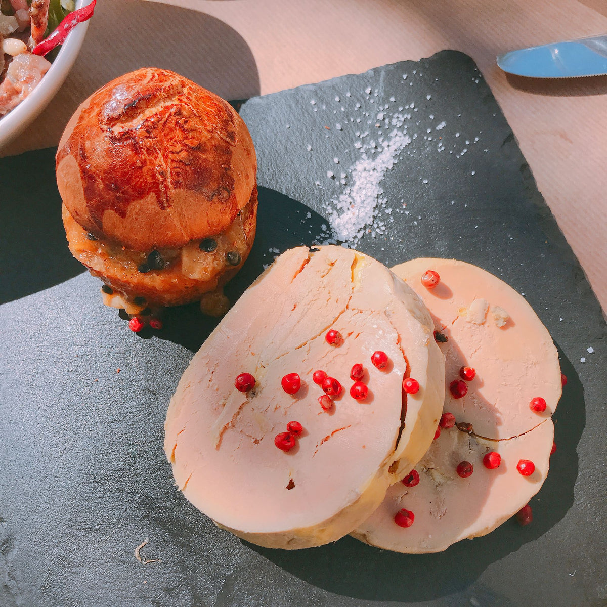 Tranches de foie gras au torchon